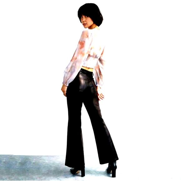 NWT Aritzia The Melina™ Flare High-waisted Vegan Leather Flare Pants Black Sz 0 - Picture 2 of 11